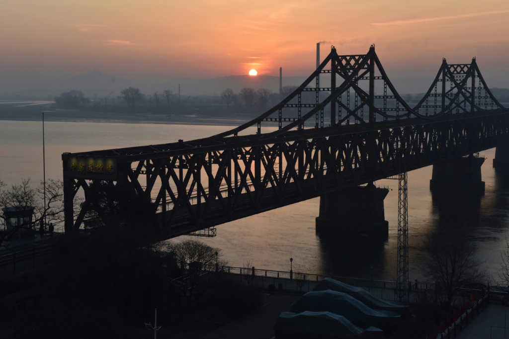    جسر الصداقة بين الصين وكوريا الشمالية بتاريخ 22 شباط/فبراير 2019 (أ ف ب)