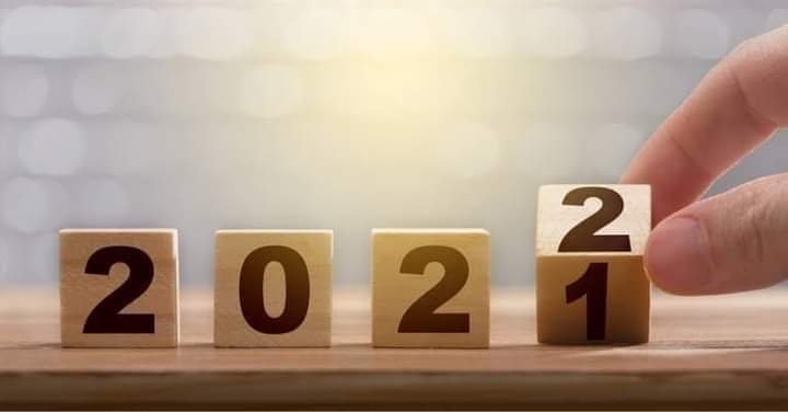 كيف تحافظ على الإيجابية في عام 2022؟ (التواصل الاجتماعي)