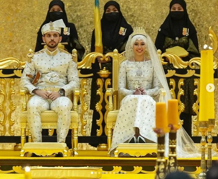 تزوج الأميرة فضيلة لوبول، 36 سنة الشاب العراقي أوانج عبد الله نبيل محمود الهاشمي (تواصل اجتماعي)