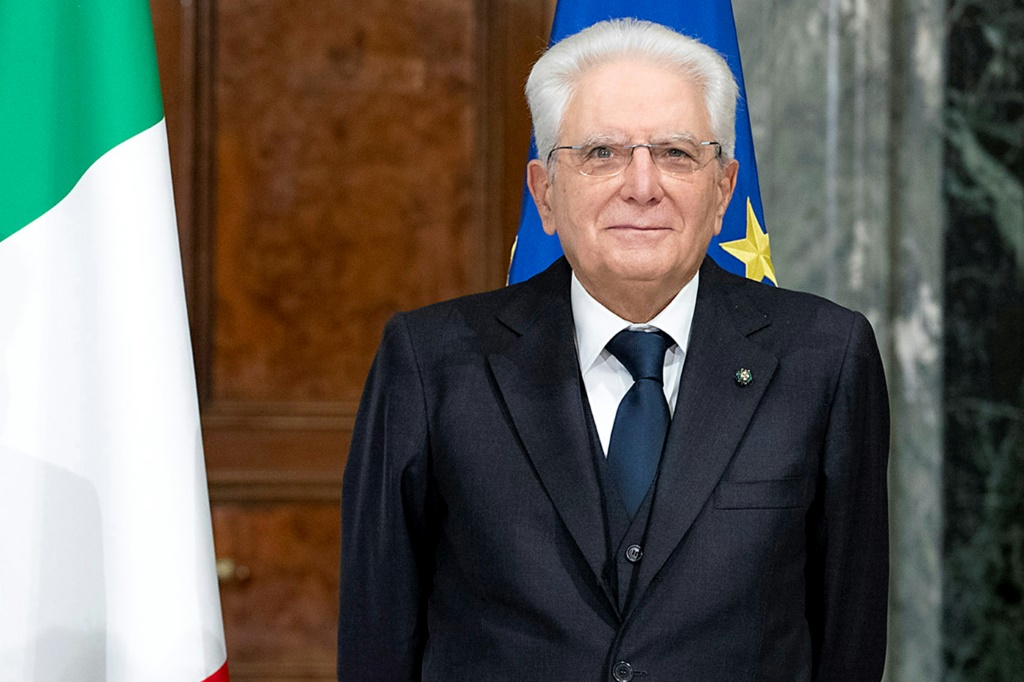 الرئيس الايطالي سيرجيو ماتاريلا في روما في 29 تشرين الأول/أكتوبر 2021(ا ف ب)