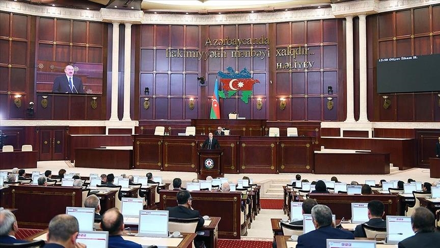البرلمان الأذربيجاني (الاناضول)