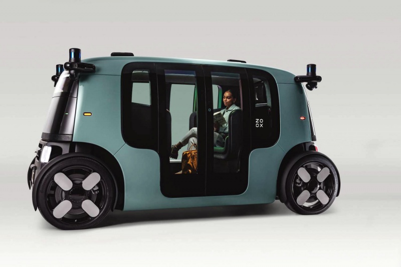 يسعى المصممون إلى القطع مع العديد من التجهيزات القديمة، ويعملون على تزويد الموديلات ذاتية القيادة بالمزيد من التقنيات (موقع الشركة)