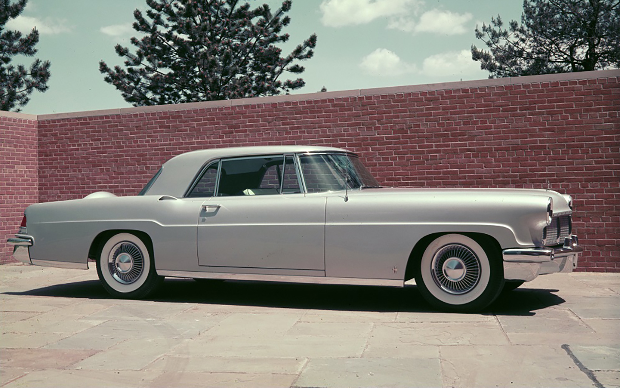 تمتاز لينكون بأسلوبها الكلاسيكي، وتصاميمها الرائعة، ومزاياها المتطورة (موقع الشركة)