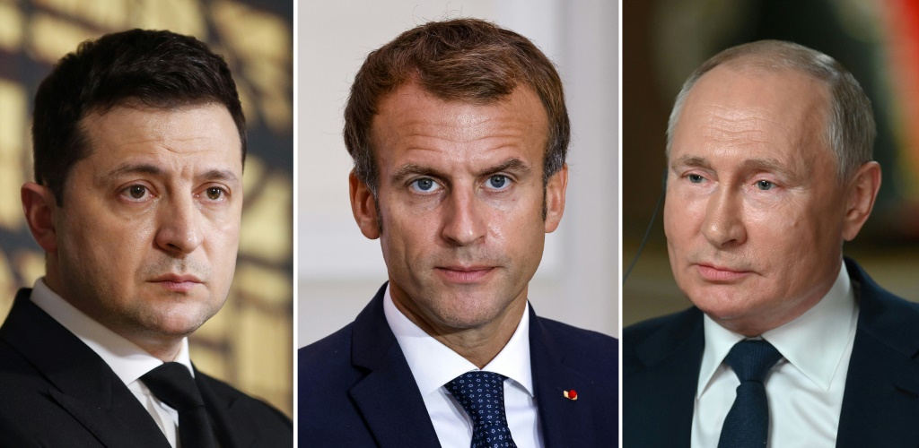 من اليمين الرئيس الروسي فلاديمير بوتين والفرنسي إيمانويل ماكرون والأوكراني فولوديمير زيلنكسي في مجموعة صور متلاصقة أعدت في 4 شباط/فبراير 2022 (أ ف ب)