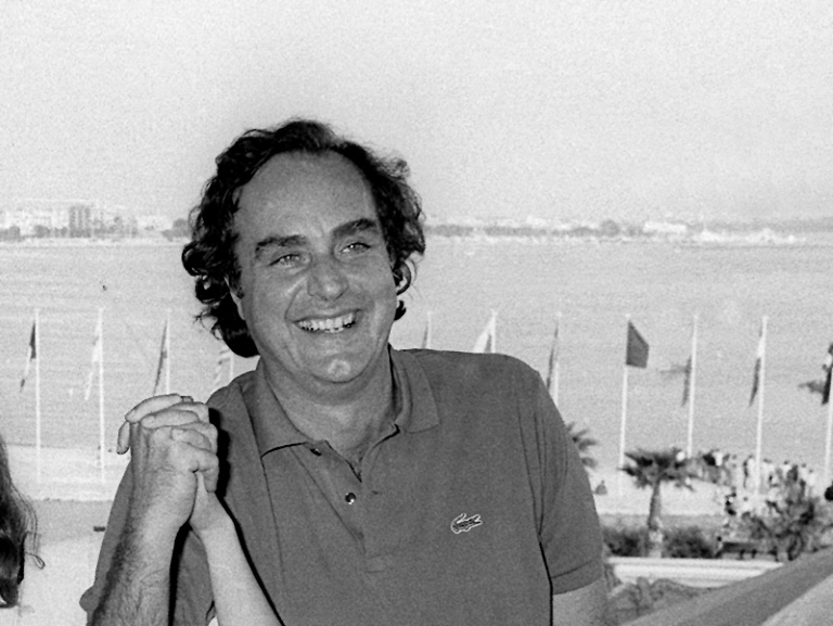  صورة أرشيفية للمخرج البرازيلي أرنالدو جابور التقطت له في 10 أيار/مايو 1986 خلال مهرجان كان السينمائي الدولي (ا ف ب)