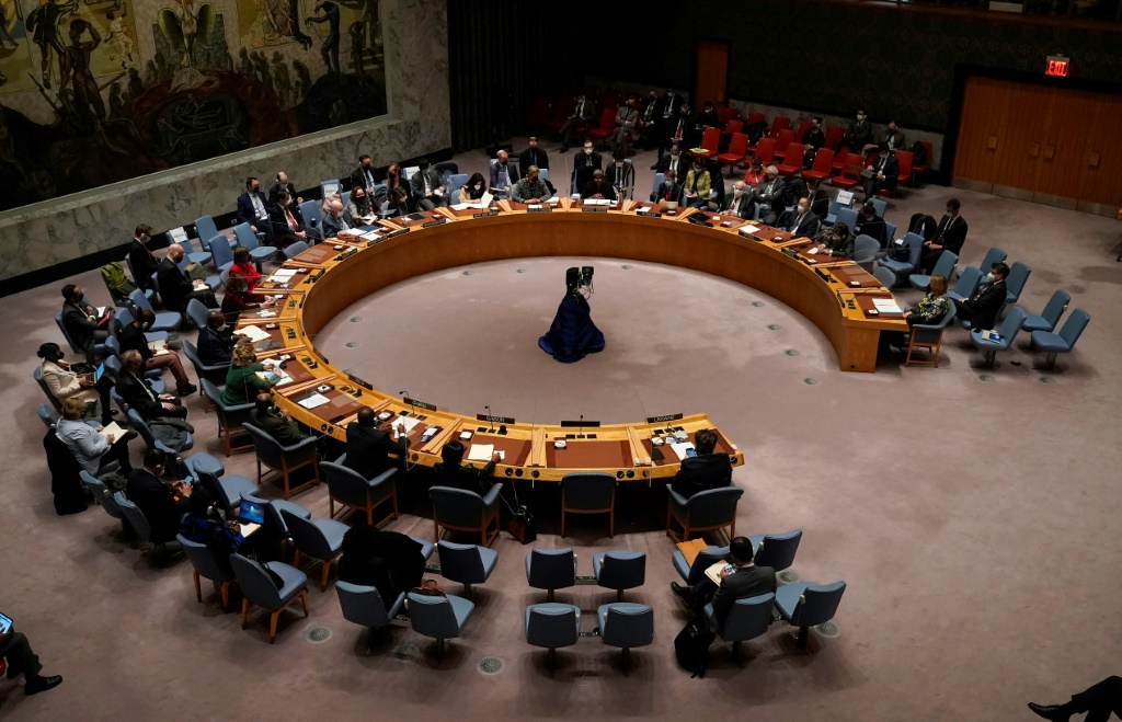 لقطة لاجتماع مجلس الأمن في نيويورك في جلسة طارئة لبحث ازمة أوكرانيا بتاريخ 21 شباط/فبراير 2022 (أ ف ب)