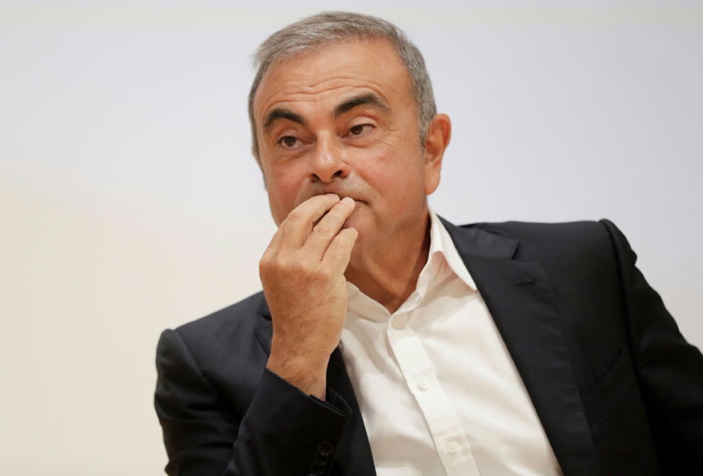 الرئيس السابق لتحالف رينو نيسان كارلوس غصن خلال مشاركته في 29 أيلول/سبتمبر 2020 في لقاء في جامعة الروح القدس - الكسليك قرب بيروت(ا ف ب)