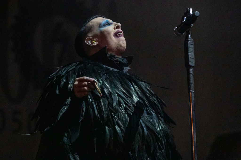 مارلين مانسون يغنّي في إحدى المهرجانات في تكساس في 9 تشرين الثاني/نوفمبر 2019(ا ف ب)