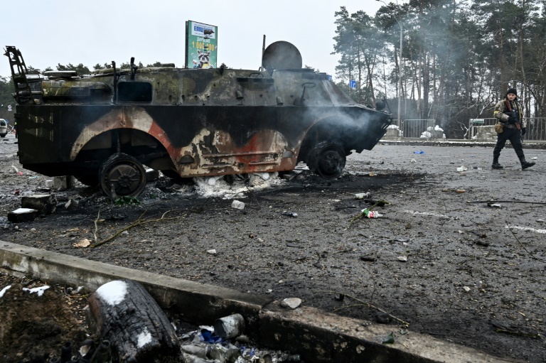 من آثار الدمار الذي تسببت فيه الحرب في أوكرانيا (أ ف ب)
