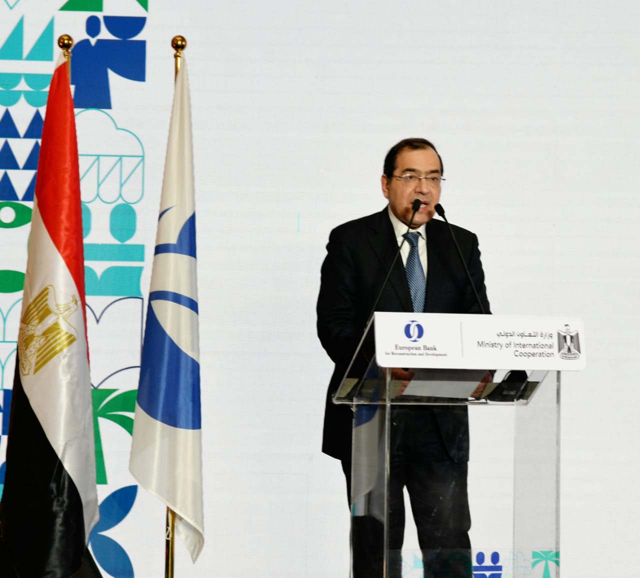 وزير البترول والثروة المعدنية طارق الملا (وزارة الثروة المعدنية مصر )