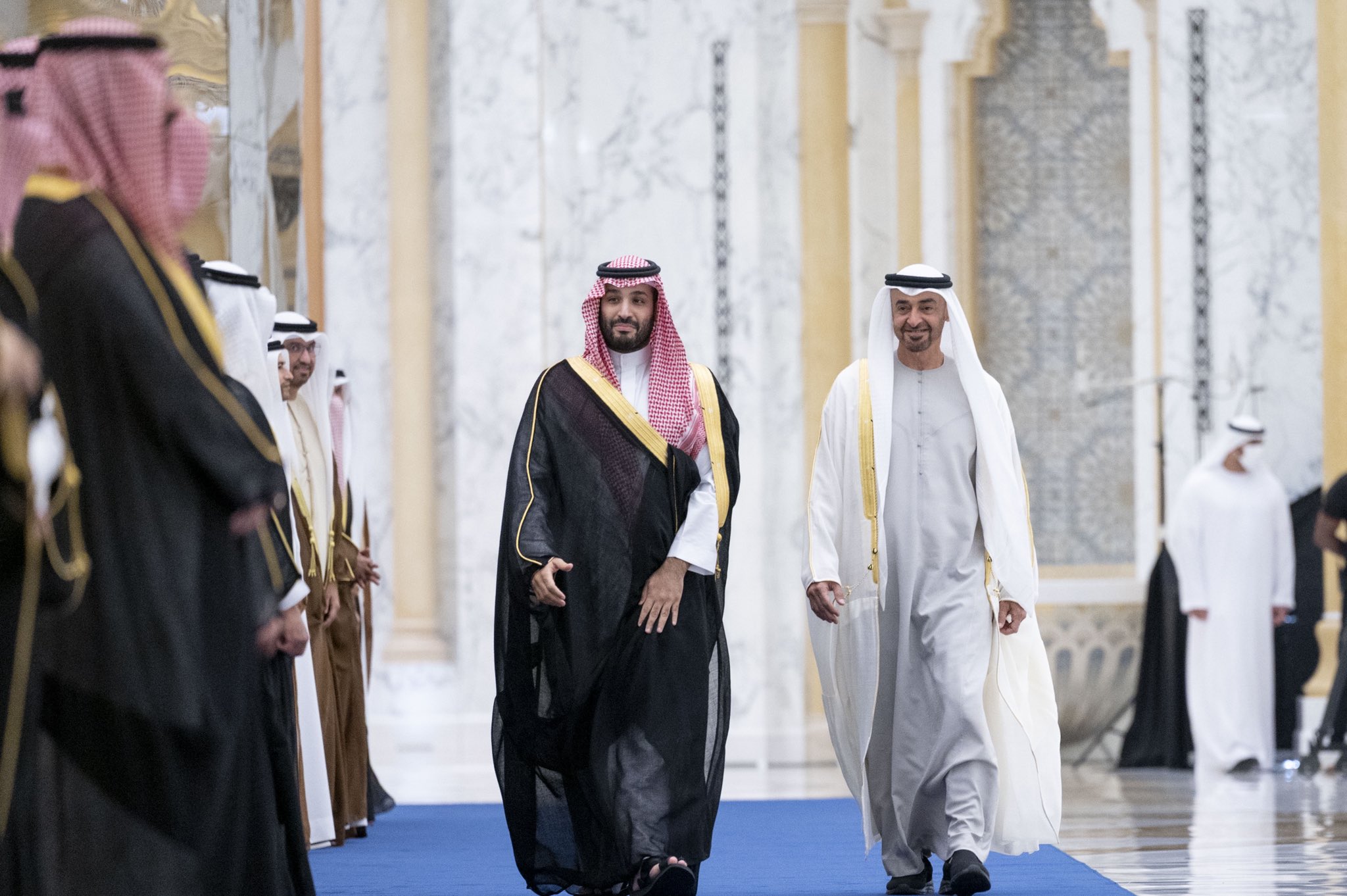 الشيخ محمد بن زايد والأمير محمد بن سلمان في لقاء سابق (وام)