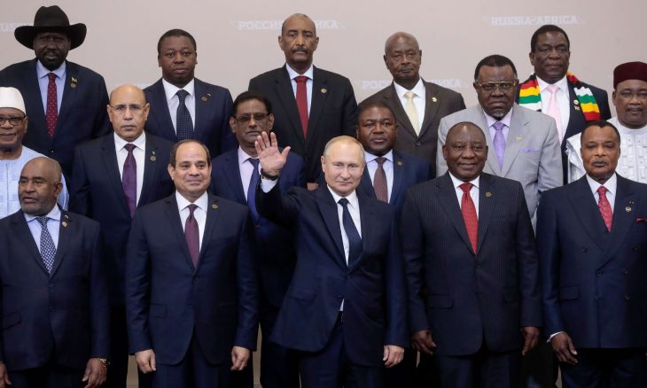 بوتين مع زعماء أفارقة ..علاقة قادة أفريقيا مع روسيا تدفعها المصالح وليس التاريخ أو الأيديولوجيا (أرشيفية - ا ف ب)