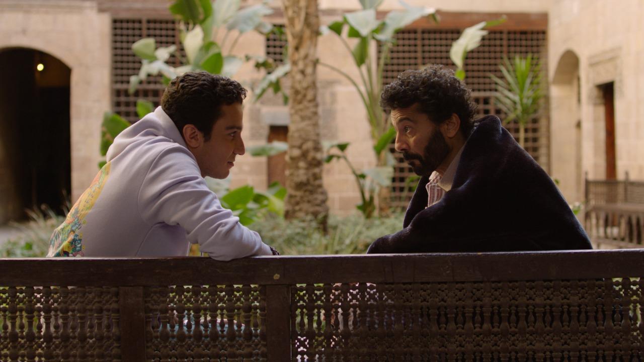 راجعين يا هوى قصة الكاتب الراحل وعميد الدراما العربية أسامة أنور عكاشة (الأمة برس)