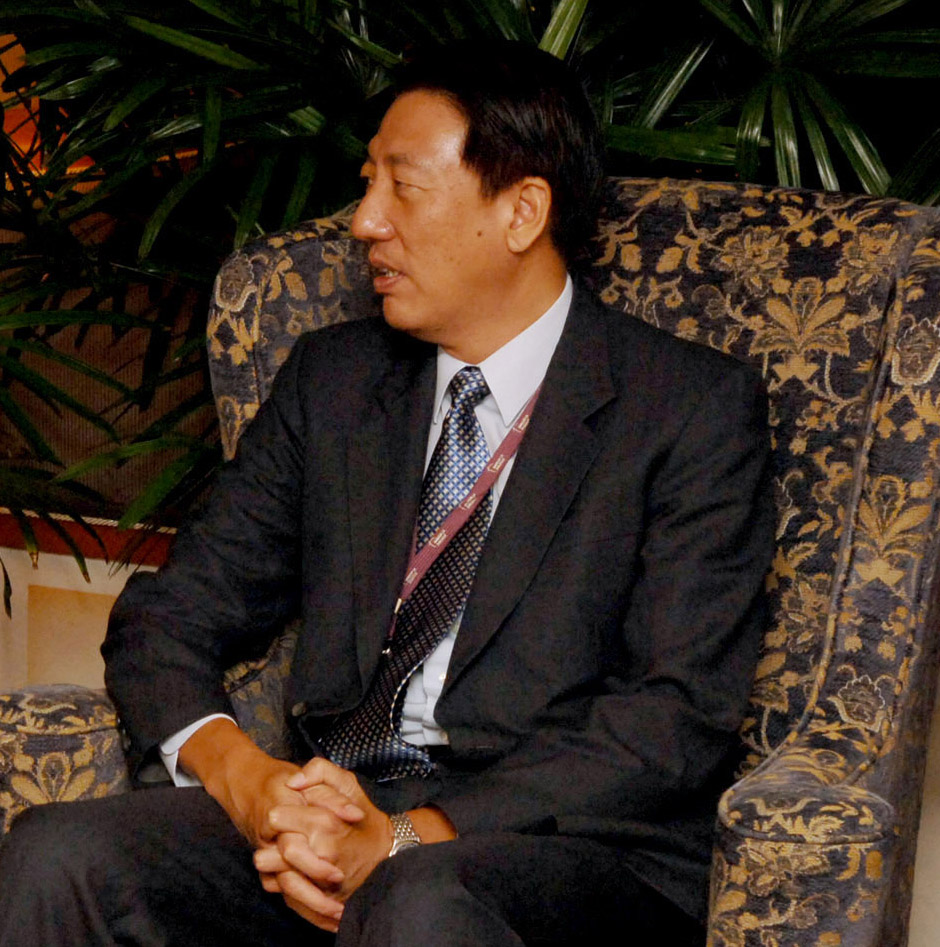  كبير الوزراء السنغافوري والوزير المنسق للأمن القومي تيو تشي هين-ويكيبيديا