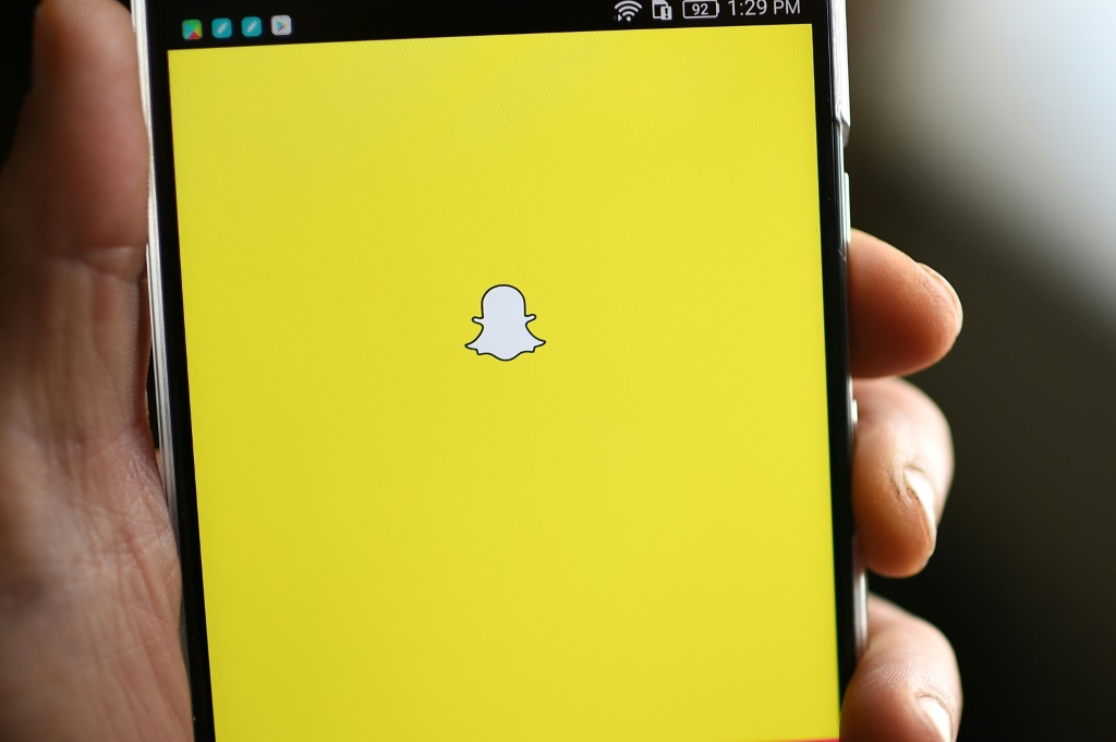 شعار سنابتشات(ا ف ب)
