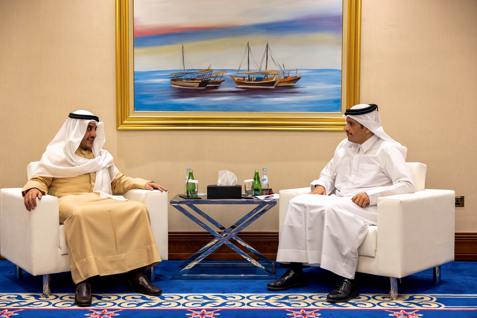 ممثل&nbsp;رئيس مجلس الوزراء وزير الخارجية الكويتي&nbsp; الدكتور أحمد ناصر المحمد الصباح نائب رئيس مجلس الوزراء وزير الخارجية بدولة قطر الشقيقة الشيخ محمد بن عبدالرحمن آل ثاني(كونا)