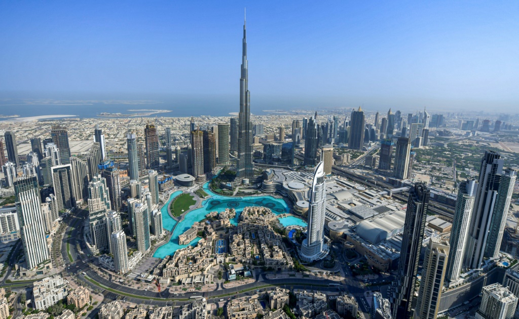 لقطة جوية لبرج خليفة في إمارة دبي في 8 تموز/يوليو 2020 (ا ف ب)