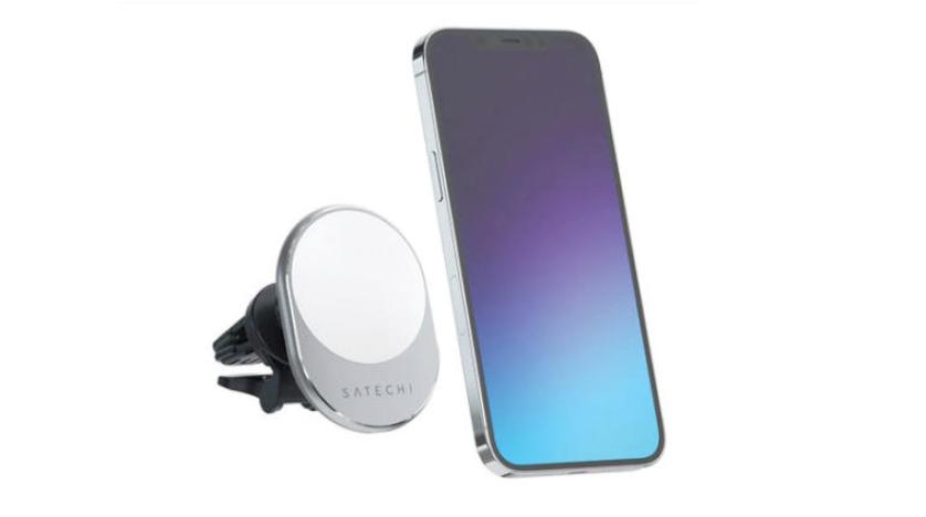 تقدم الشركة أيضاً مرافقاً وفياً عبارة عن شاحن USB - C (29.99 دولار) مغناطيسي يتيح لكم شحن أكثر من جهاز (موقع الشركة)