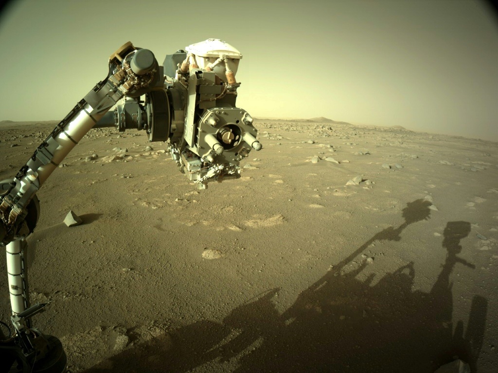 سجلت المركبة الجوالة المثابرة التابعة لناسا أول الأصوات على سطح المريخ (أ ف ب)