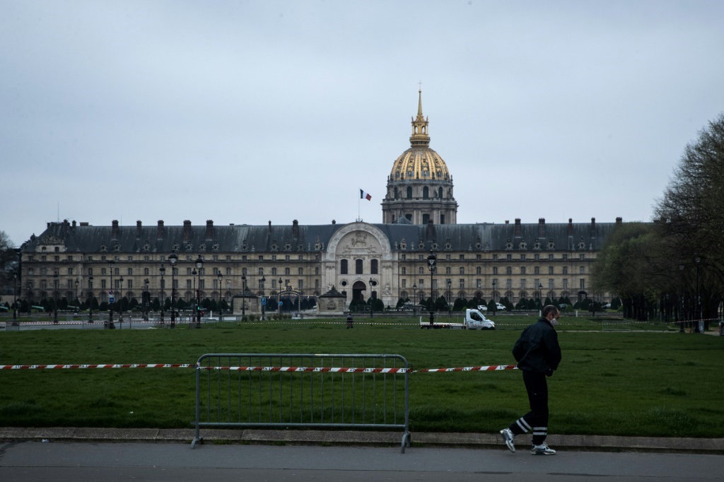 لقطة خارجية لمجمع ليزانفاليد في باريس في 21 آذار/مارس 2020 ( ا ف ب)