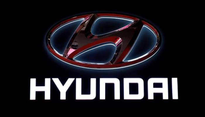 وكشفت شركة هيونداي عن نسخة جديدة من السيارة باليسيد ذات الدفع الرباعي، في المعرض قبل إطلاقها محليًا في أيار/مايو المقبل(ا ف ب)