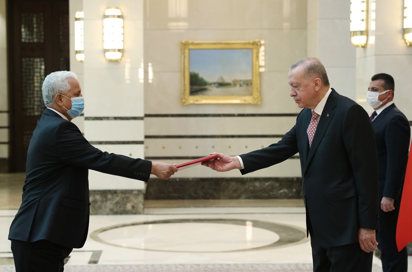 اردوغان يتسلم أوراق السفير اليمني ( سبا)