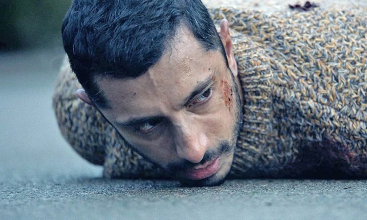 الفيلم يوجه البطل وكاتب القصة (ريز أحمد) مخاوفه وهو يستمد من الاشتباكات الحالية للمهاجرين ضد موجات من العنصرية (موقع الفيلم)