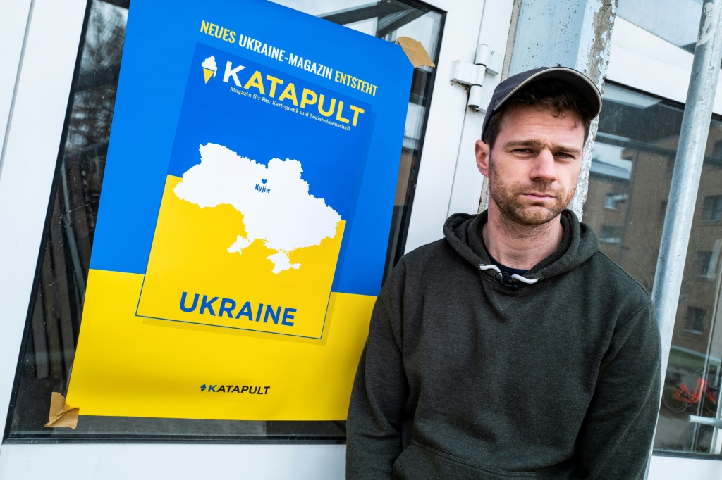 يقول رئيس تحرير كاتابولت ، بنيامين فريدريش ، إن الفكرة الأولية كانت توفير مساحة عمل للصحفيين الأوكرانيين (أ ف ب)