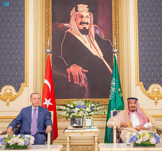 خادم الحرمين الشريفين الملك سلمان بن عبد العزيز والرئيس التركي رجب طيب إردوغان (واس)