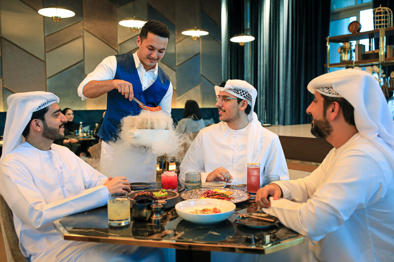 ستجمع دبي من خلال هذه الاحتفالية الكبيرة أكثر من 12,000 مطعم ومقهى من مختلف أنحاء العالم (وام)
