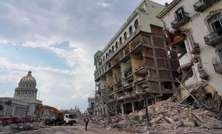 ذكرت الرئاسة الكوبية أنّ حصيلة الانفجار بلغت 18 قتيلا و64 جريحا (ا ف ب)