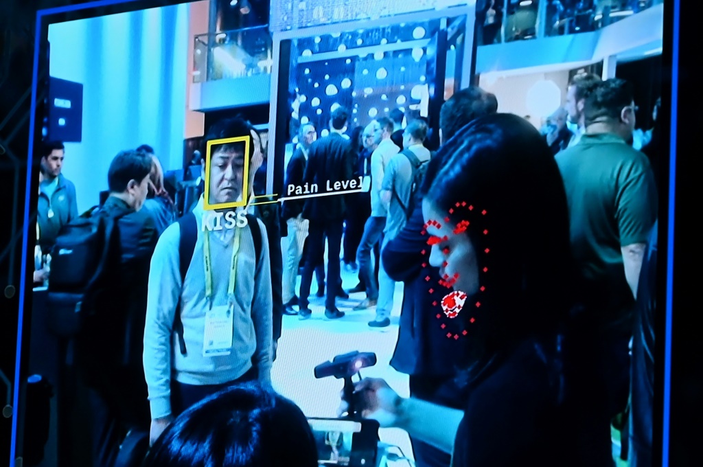  تجربة برمجيات للتعرف على الوجوه في معرض لاس فيغاس للإلكترونيات في 10 كانون الثاني/يناير 2019 (ا ف ب)