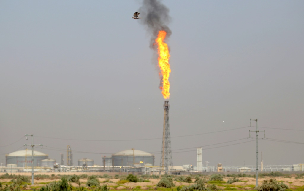 حقل حلفايا النفطي في جنوب العراق (أ ف ب)