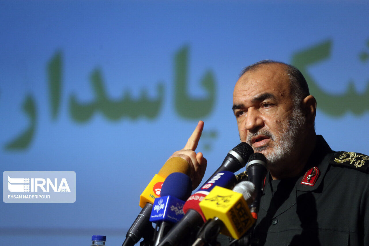 القائد العام للحرس الثوري الإيراني اللواء حسين سلامي (ارنا)