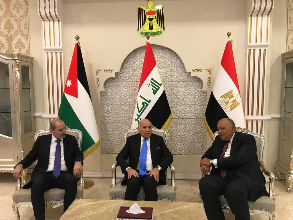 يبحث الوزيران المصري و الأردني خلال زيارتهما لبغداد مع المسؤولين العراقيين القضايا ذات الاهتمام المُشترَك (الخارجية المصرية)