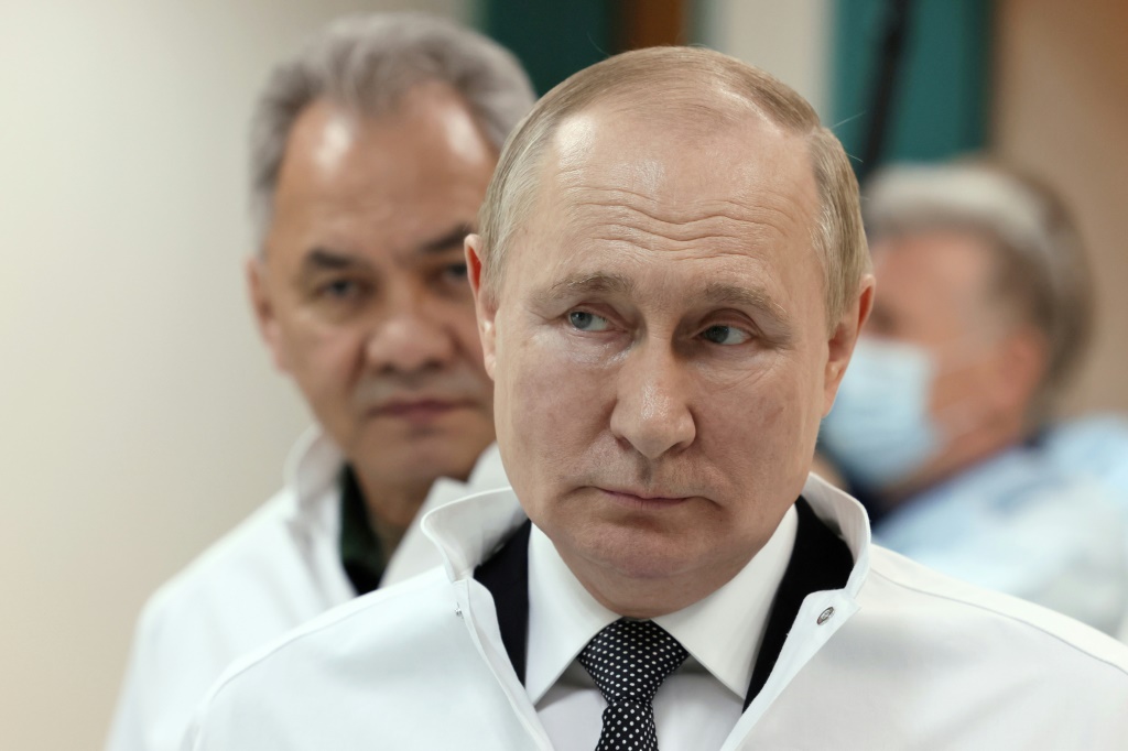 سيبلغ الرئيس الروسي فلاديمير بوتين سن السبعين في أكتوبر (أ ف ب)