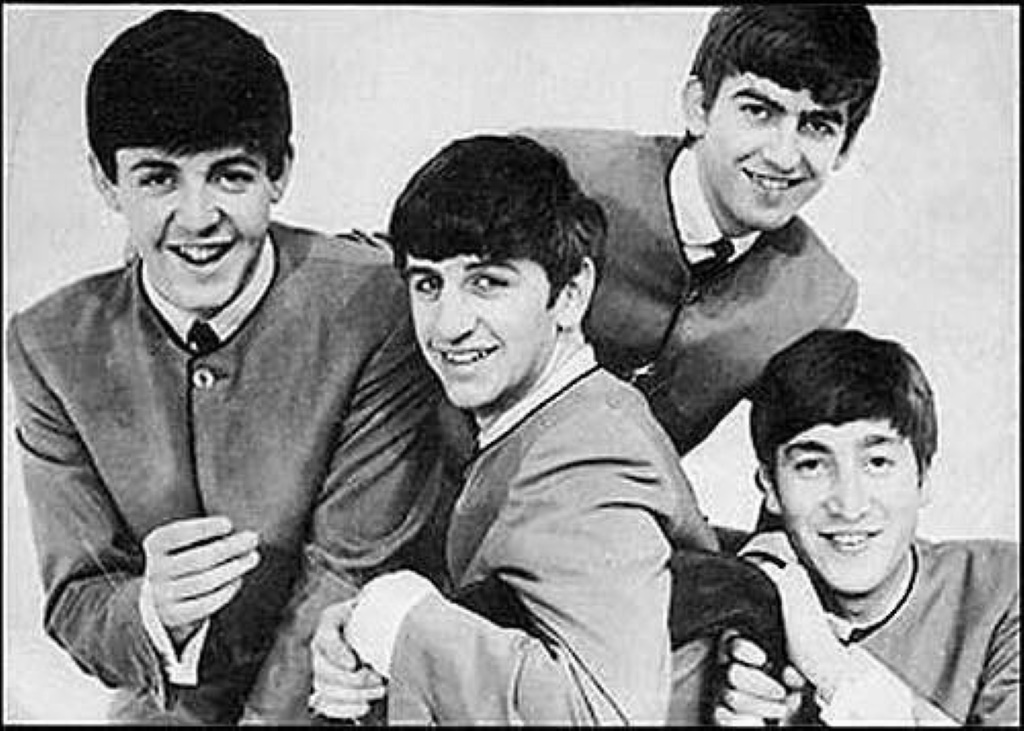 أعضاء فرقة "بيتلز" الأربعة في صورة أرشيفية (ا ف ب)