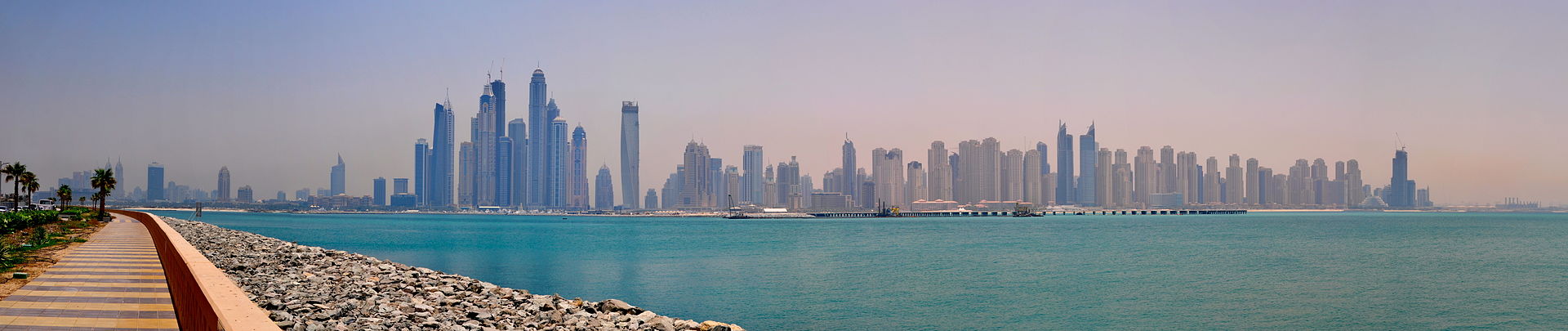 صورة لمدينة دبي (ويكيبيديا)