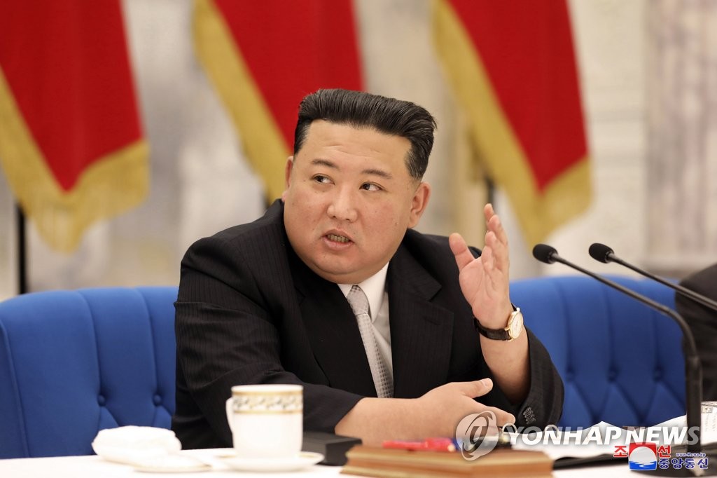 وسائل الإعلام الحكومية: كوريا الشمالية توافق في اجتماع حزبي رئيسي على تعزيز 