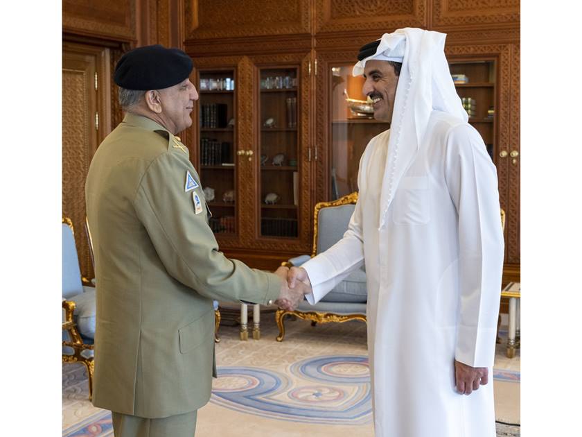 الأمير القطري  يستقبل قائد الجيش الباكستاني(قنا) 