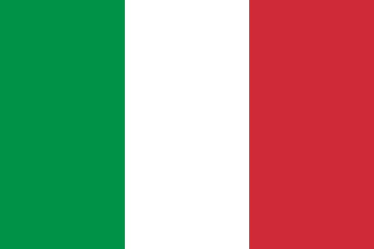 علم ايطاليا (ويكيبيديا)
