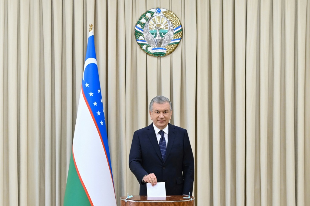 صورة مؤرخة في 24 تشرين الاول/أكتوبر 2021 للرئيس الاوزبكي شوكت ميرزييويف في طشقند (ا ف ب)