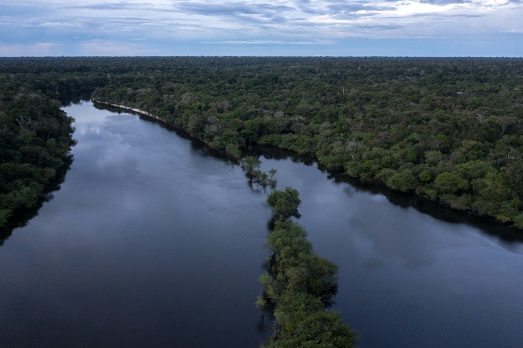 لقطة جوية لنهر مانيكوري في الامازون في 7 حزيران/يونيو 2022 (ا ف ب)
