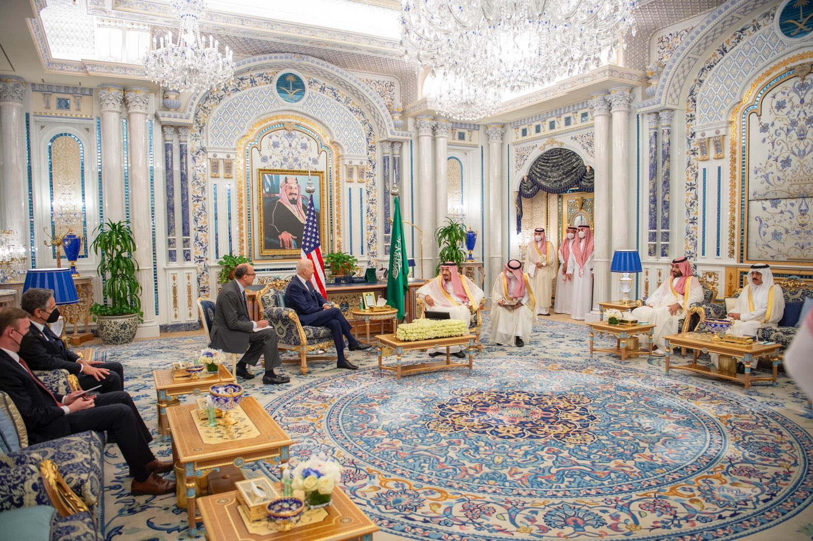 من اللقاء (واس)