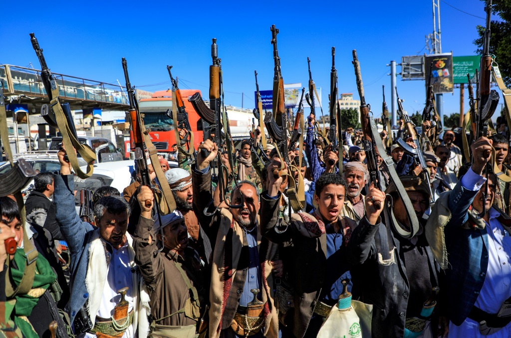الحوثيون في اليمن يعلنون تجنيد أكثر من 3 آلاف مقاتل لرفد جبهات القتال (ا ف ب)