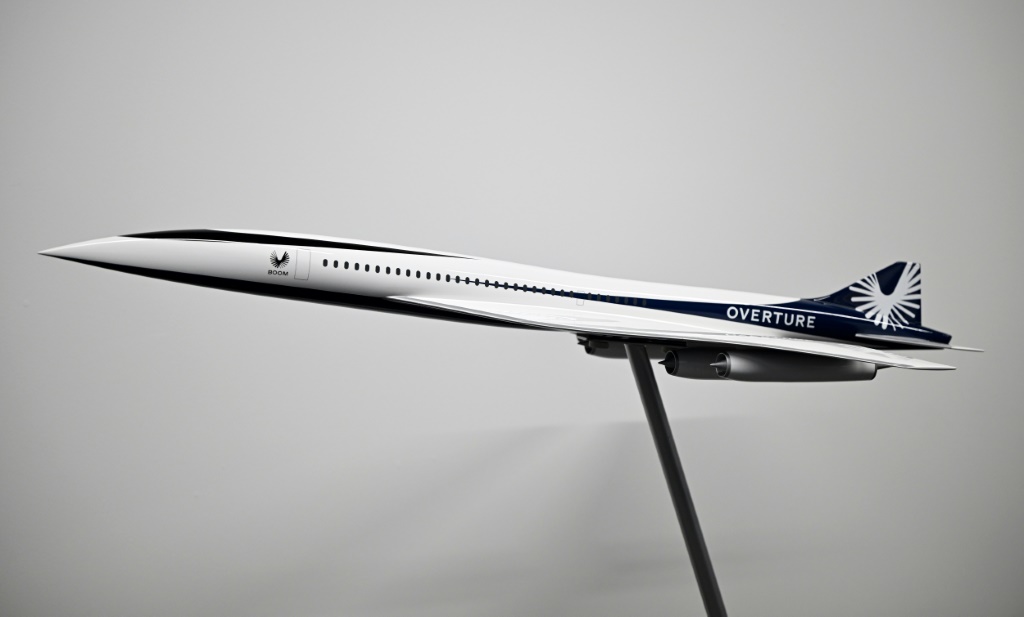 نموذج لطائرة overture الاسرع من الصوت في معرض فارنبورو في 18 تموز/يوليو 2022 (ا ف ب)