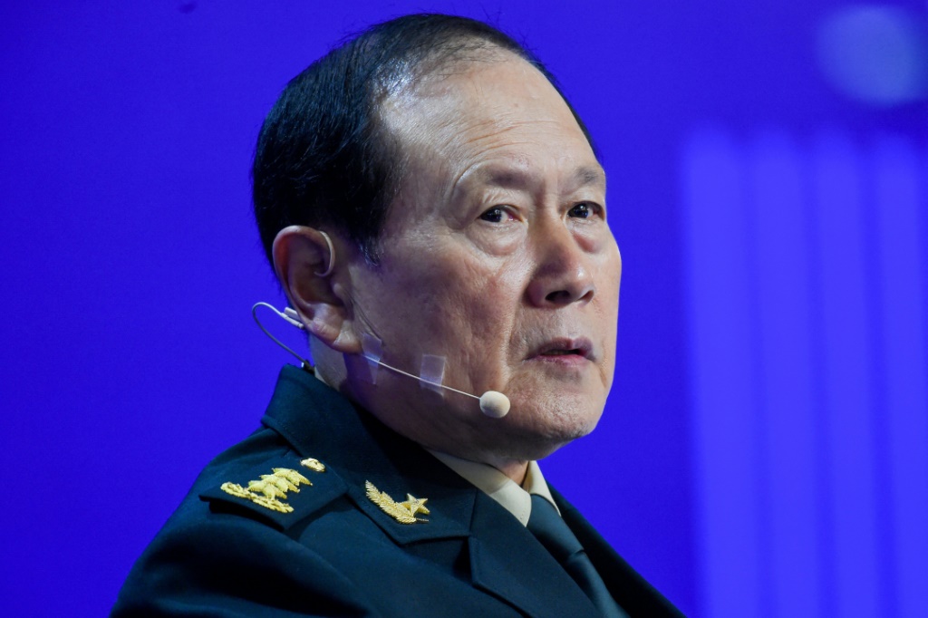 وزير الدفاع الصيني وي فينغه خلال حضوره مؤتمرا في سنغافورة في 12 حزيران/يونيو 2022 (ا ف ب)