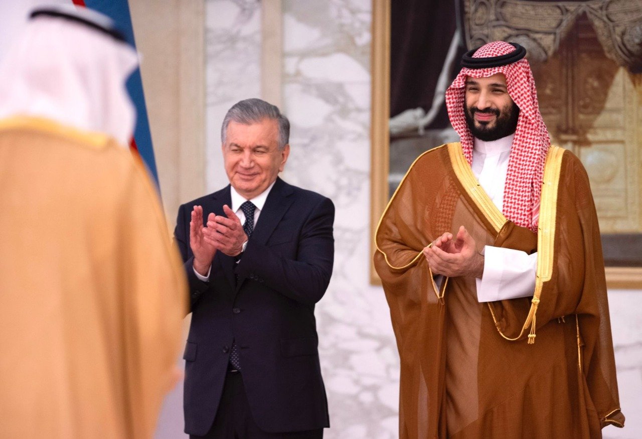 الأمير محمد بن سلمان مع فخامة الرئيس شوكت ميرضيائيف رئيس جمهورية أوزبكستان (واس)