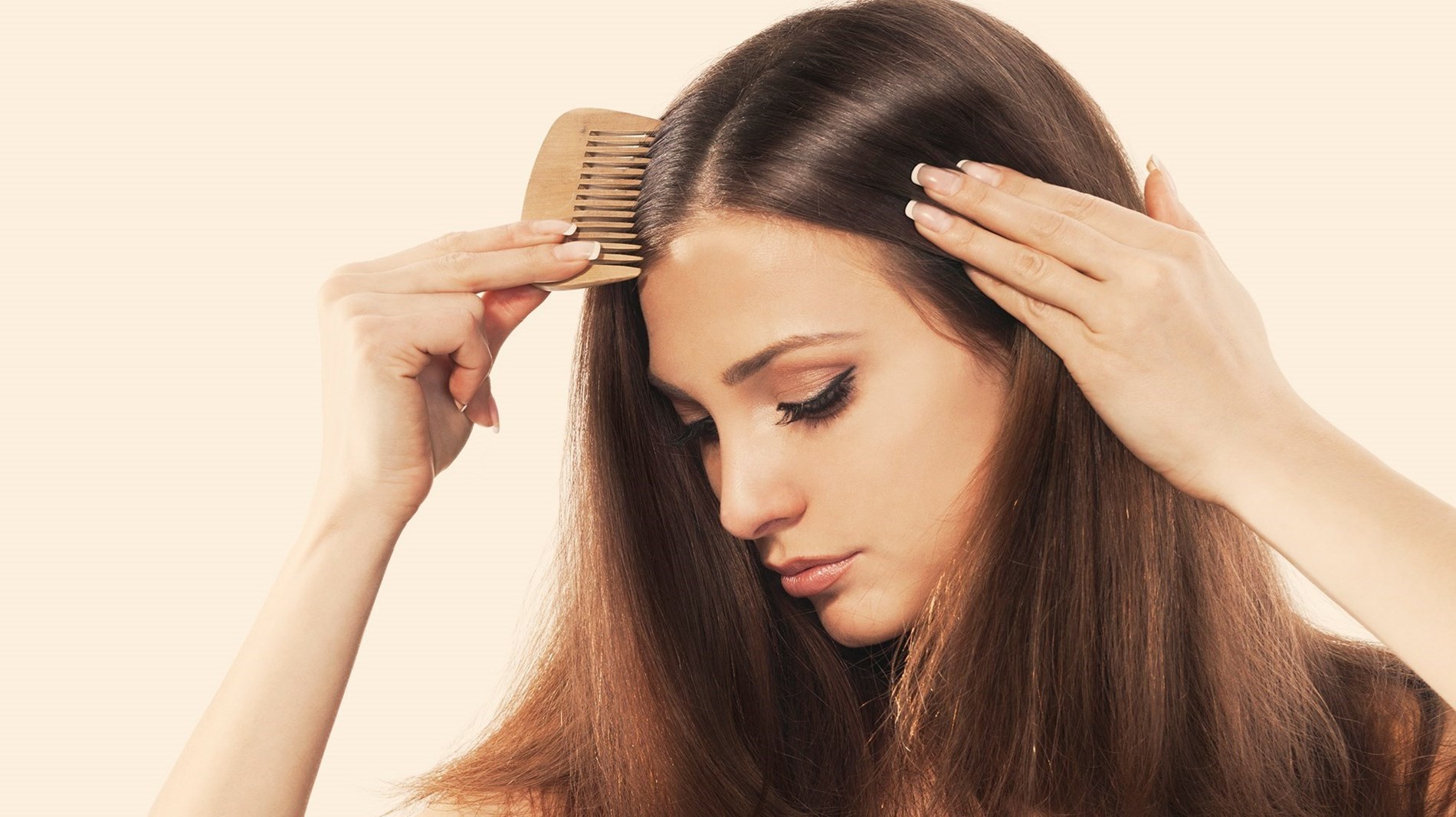 علاجات منزلية لحل مشاكل الشعر الجاف (زهرة الخليج)