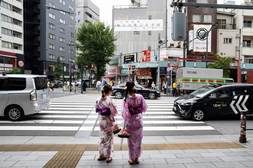  لقطة من أحد شوارع طوكيو بتاريخ 4 آب/اغسطس 2022 (ا ف ب)  